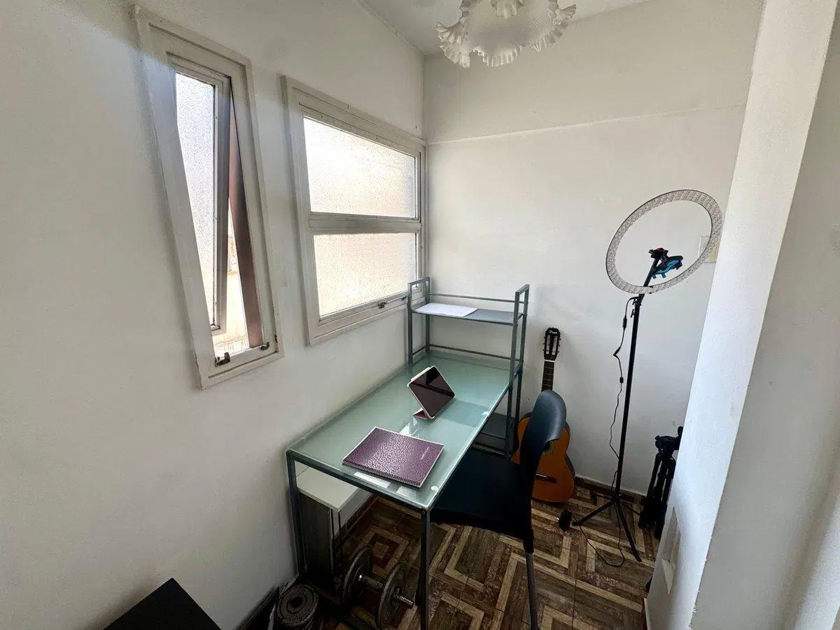 VENTA DEPTO 2 AMBIENTES Y MEDIO CON BALCON TERRAZA 2