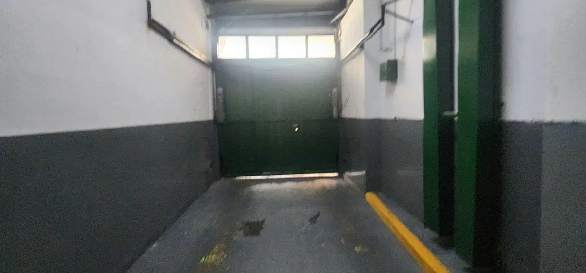 Cochera a la venta cubierta San Nicolás Catalinas 5