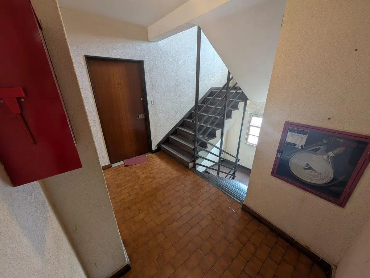 VENTA. DEPTO 3 AMBIENTES EN COGHLAN 4