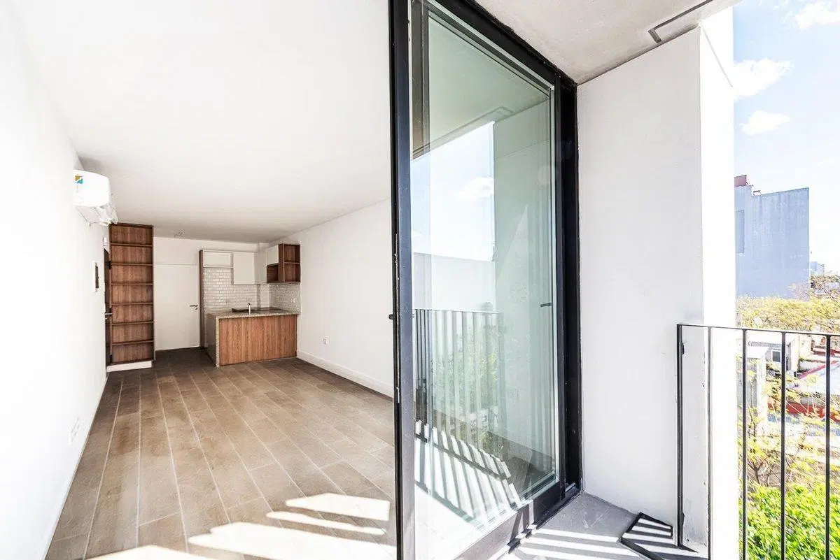 VENTA DEPTO MONOAMBIENTE 35M2 SAN CRISTOBAL BALCON 2