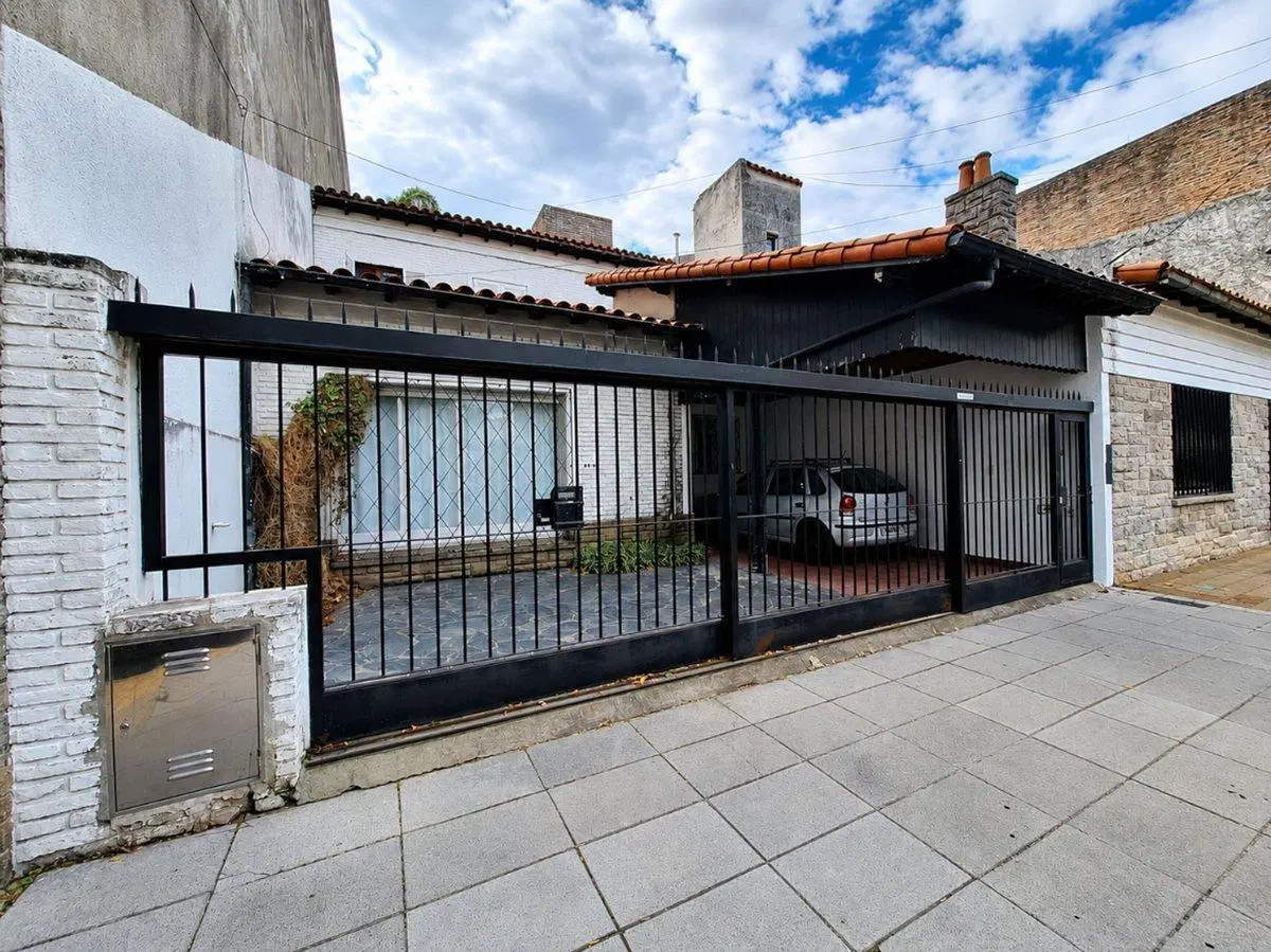 VENTA CASA 6 AMB PILETA QUINCHO FLORIDA OESTE 2