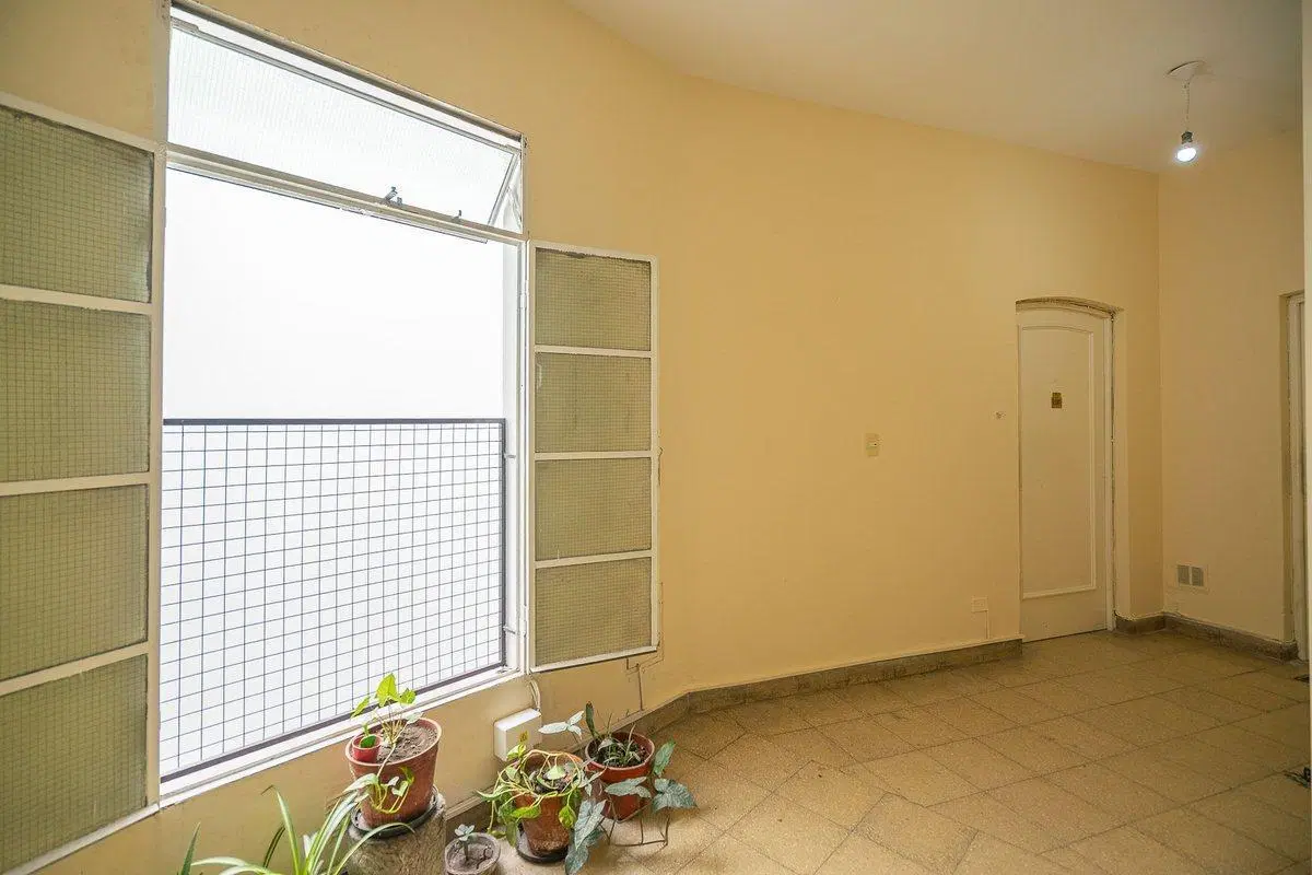 Casa edificio en block 20 u venta Pque Chacabuco 2