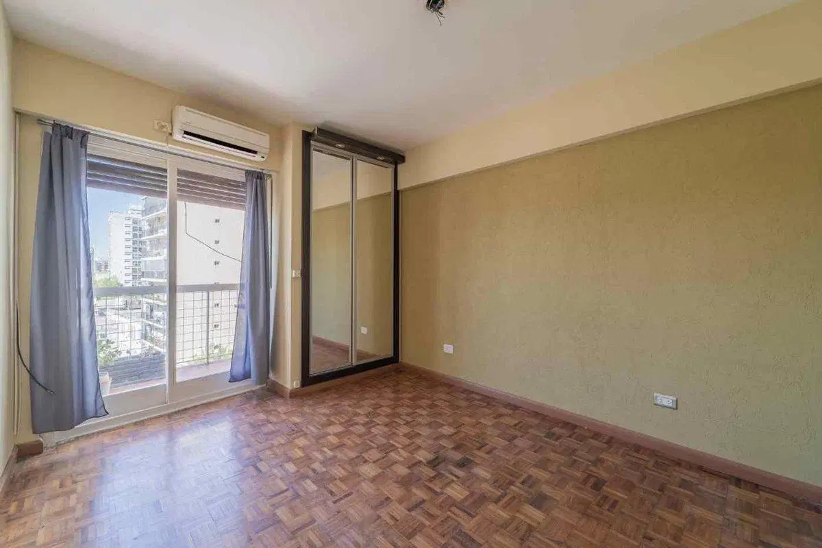 VENTA DEPTO 3 AMB COCHERA Y BALCÓN VICENTE LÓPEZ 2