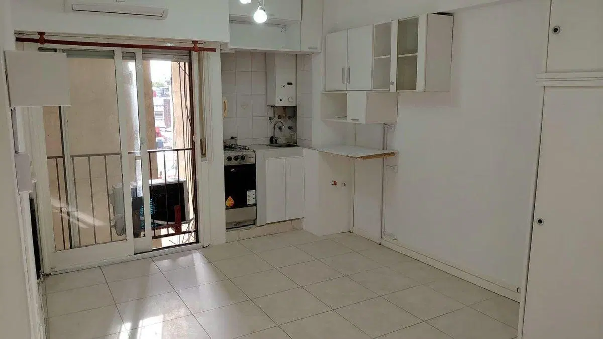 VENTA MONO AMBIENTE MUY BIEN UBICADO PATERNAL 2