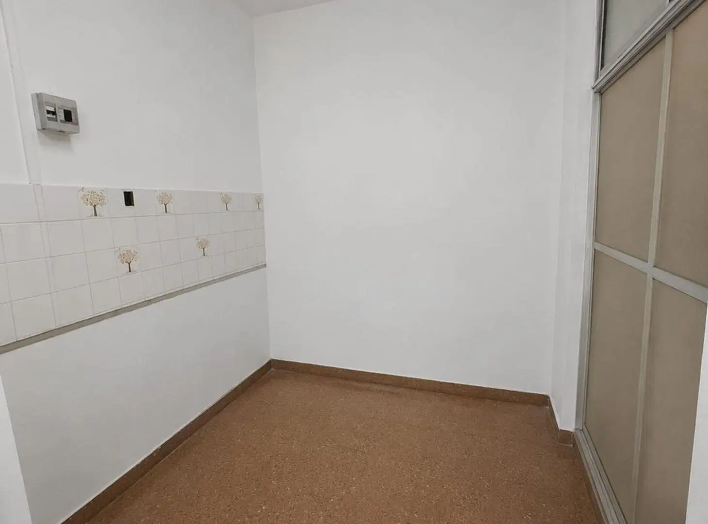 VENTA LOCAL COMERCIAL MONTE CASTRO AL FRENTE 5