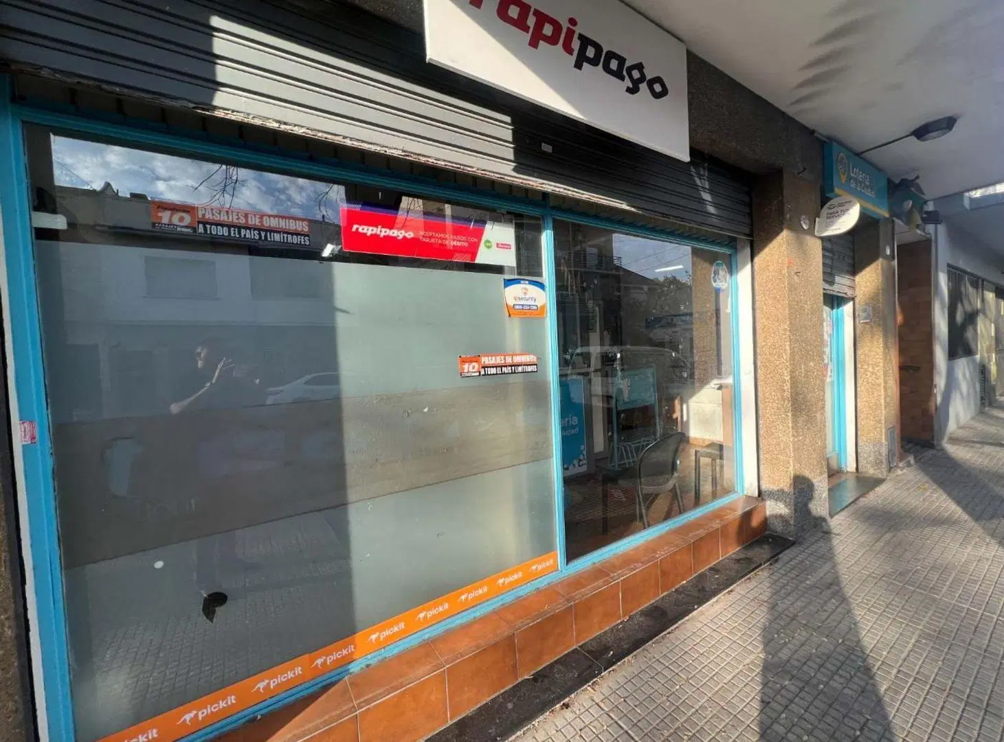 VENTA LOCAL COMERCIAL MONTE CASTRO AL FRENTE 2