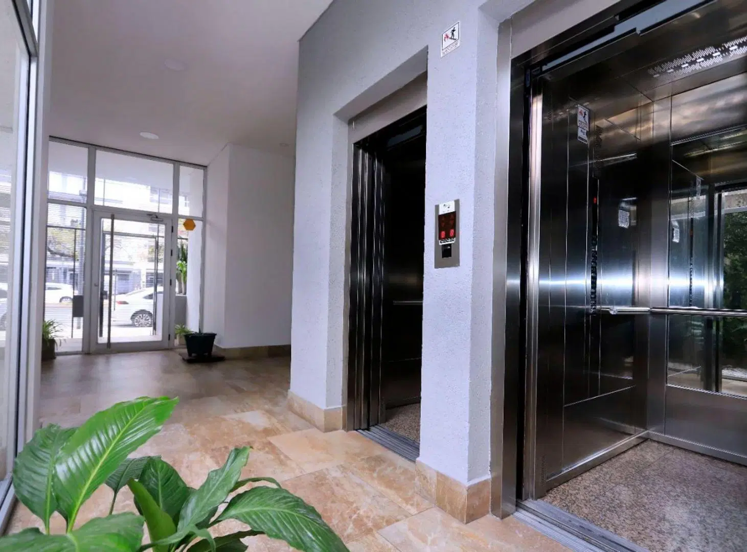 Venta Departamento duplex dos ambientes cochera am 3