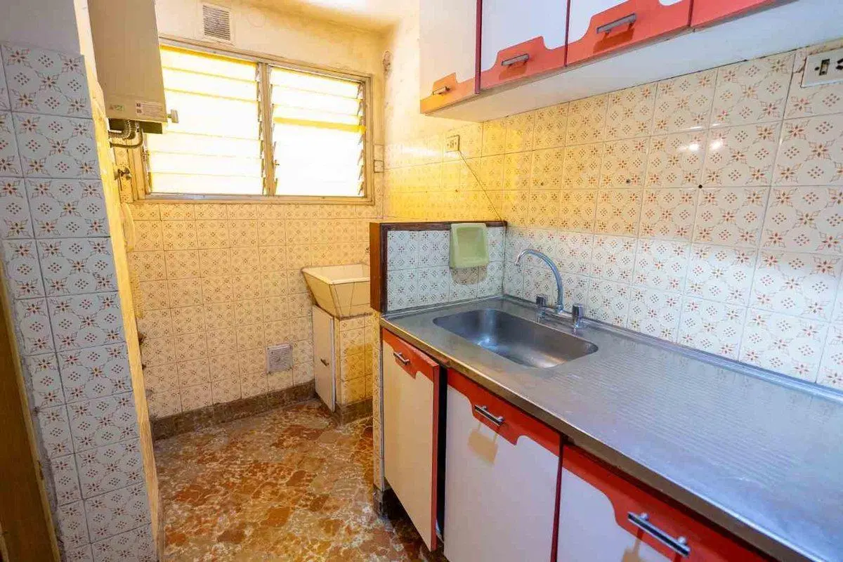 DEPTO VENTA 4 AMBIENTES FLORES 5