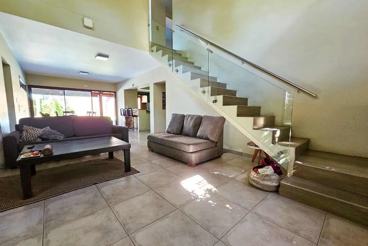 Casa 6 amb Venta El Palomar Pileta Parque PERMUTA 5