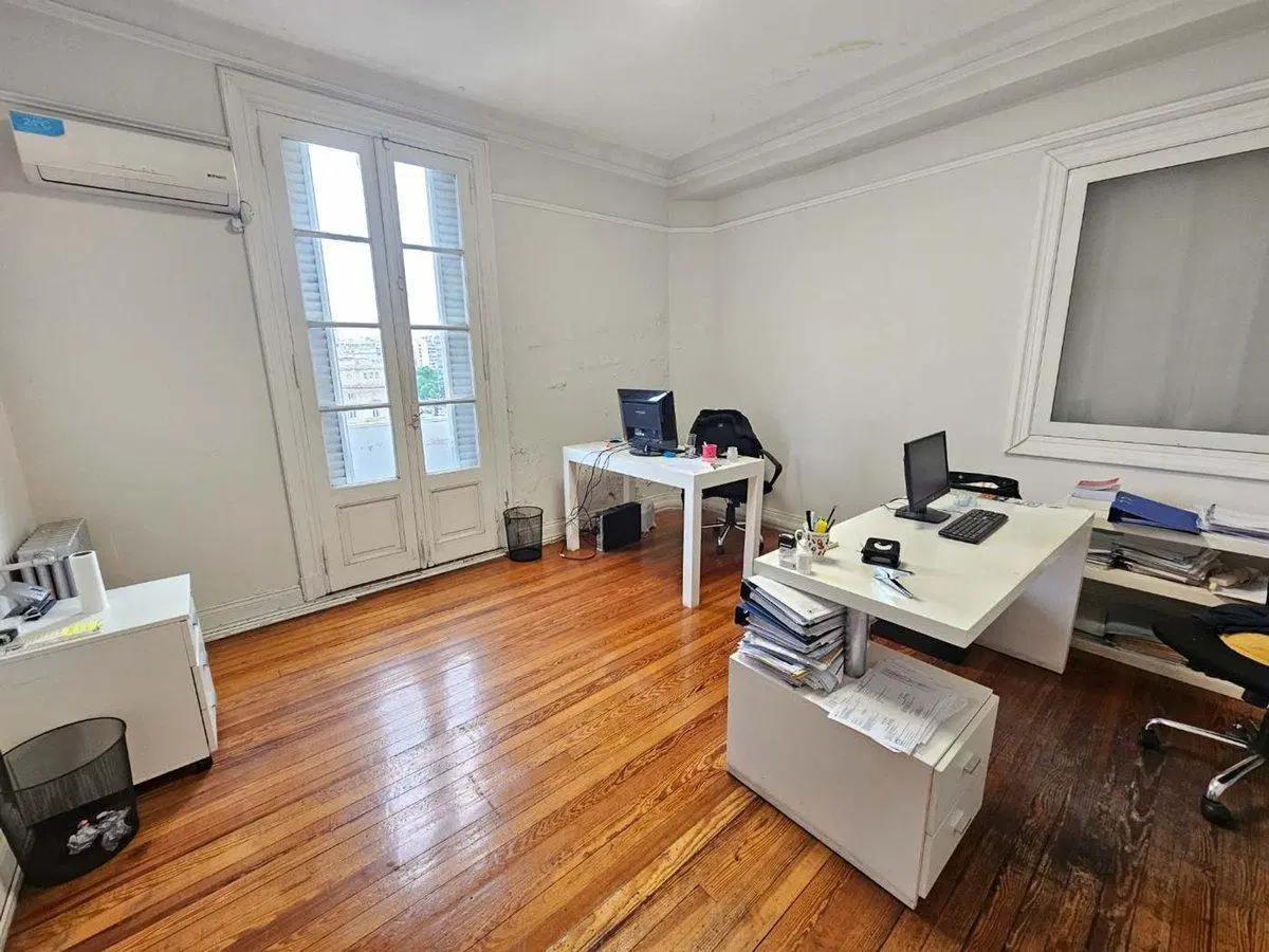 Venta Oficina 5 amb San  Nicolás frente al T Colón 4