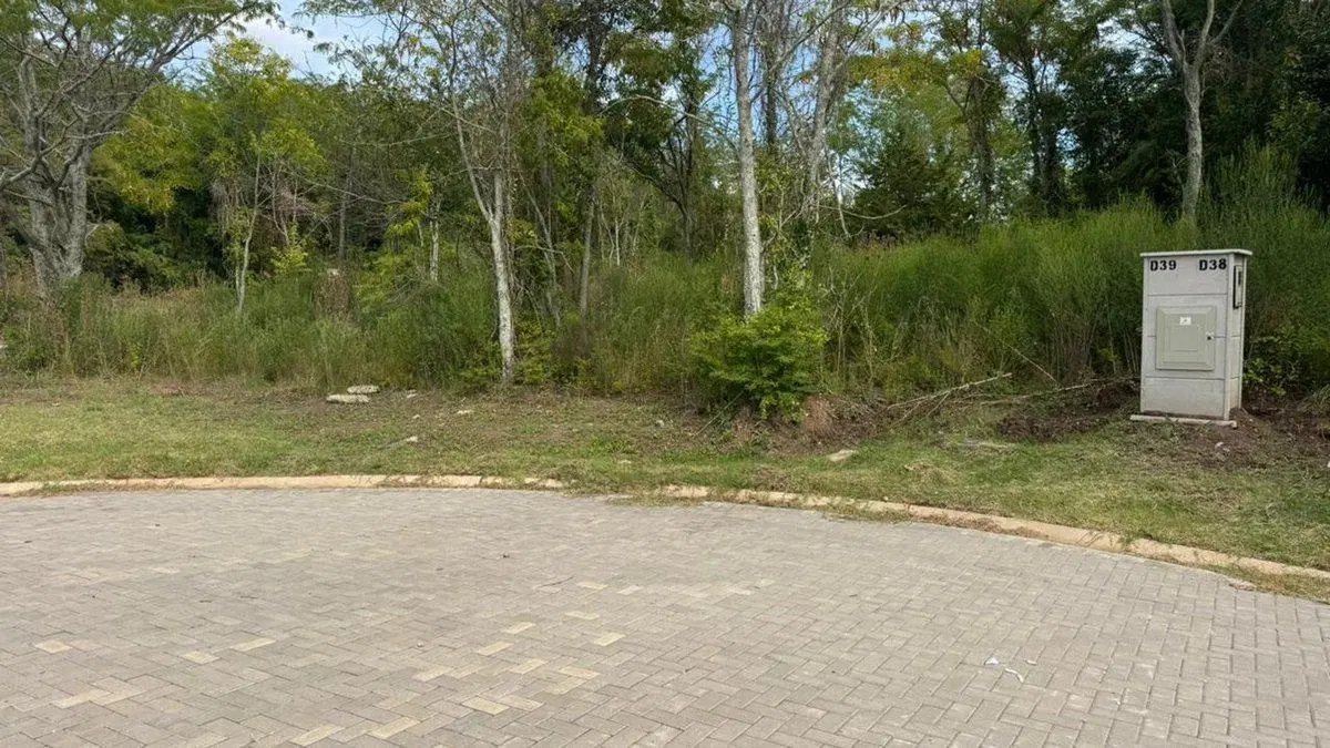 LOTE DE 655 M2 EN EL BARRIO RESERVA FINCAS HUDSON 3