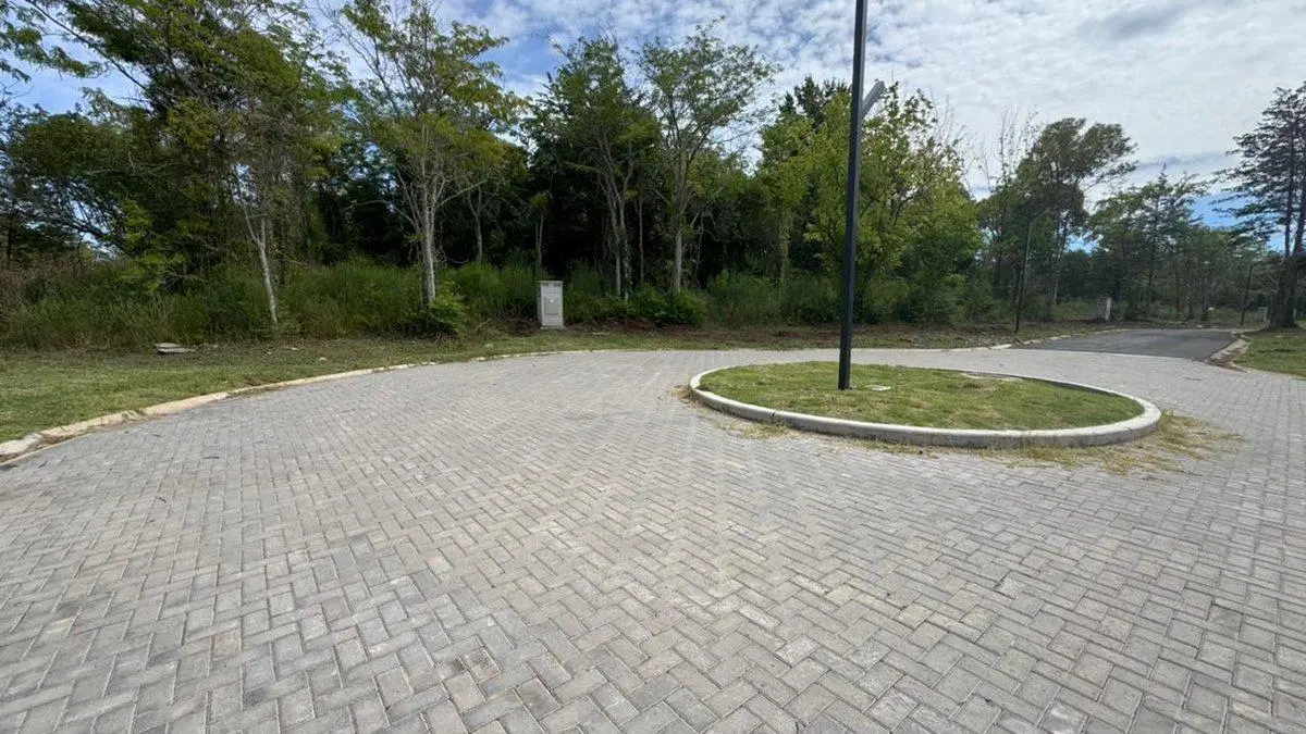 LOTE DE 655 M2 EN EL BARRIO RESERVA FINCAS HUDSON 2