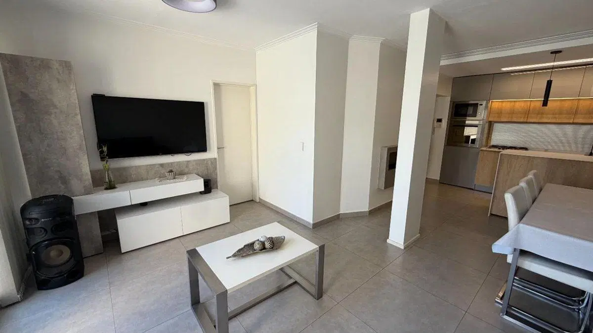 PH DUPLEX TIPO CASA 3 AMB EN VENTA DEVOTO PILETA 5