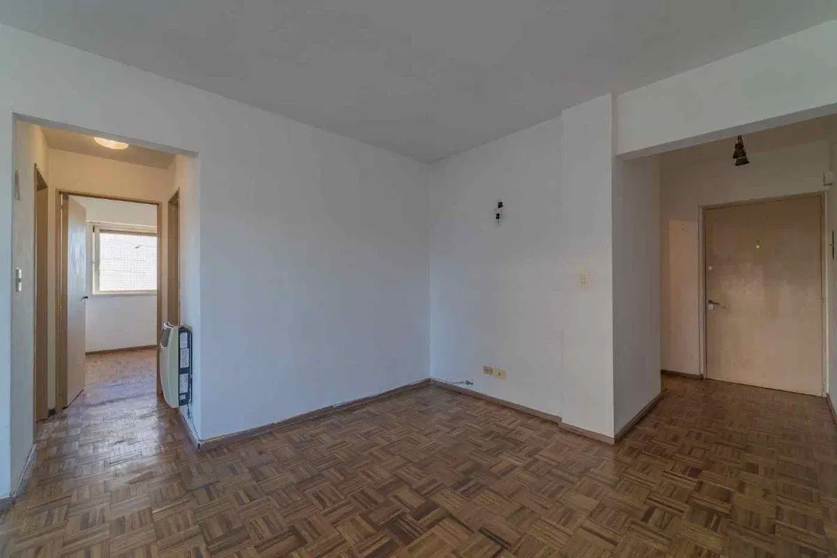 VENTA DEPARTAMENTO 3 AMBIENTES LUMINOSO EN OLIVOS 2