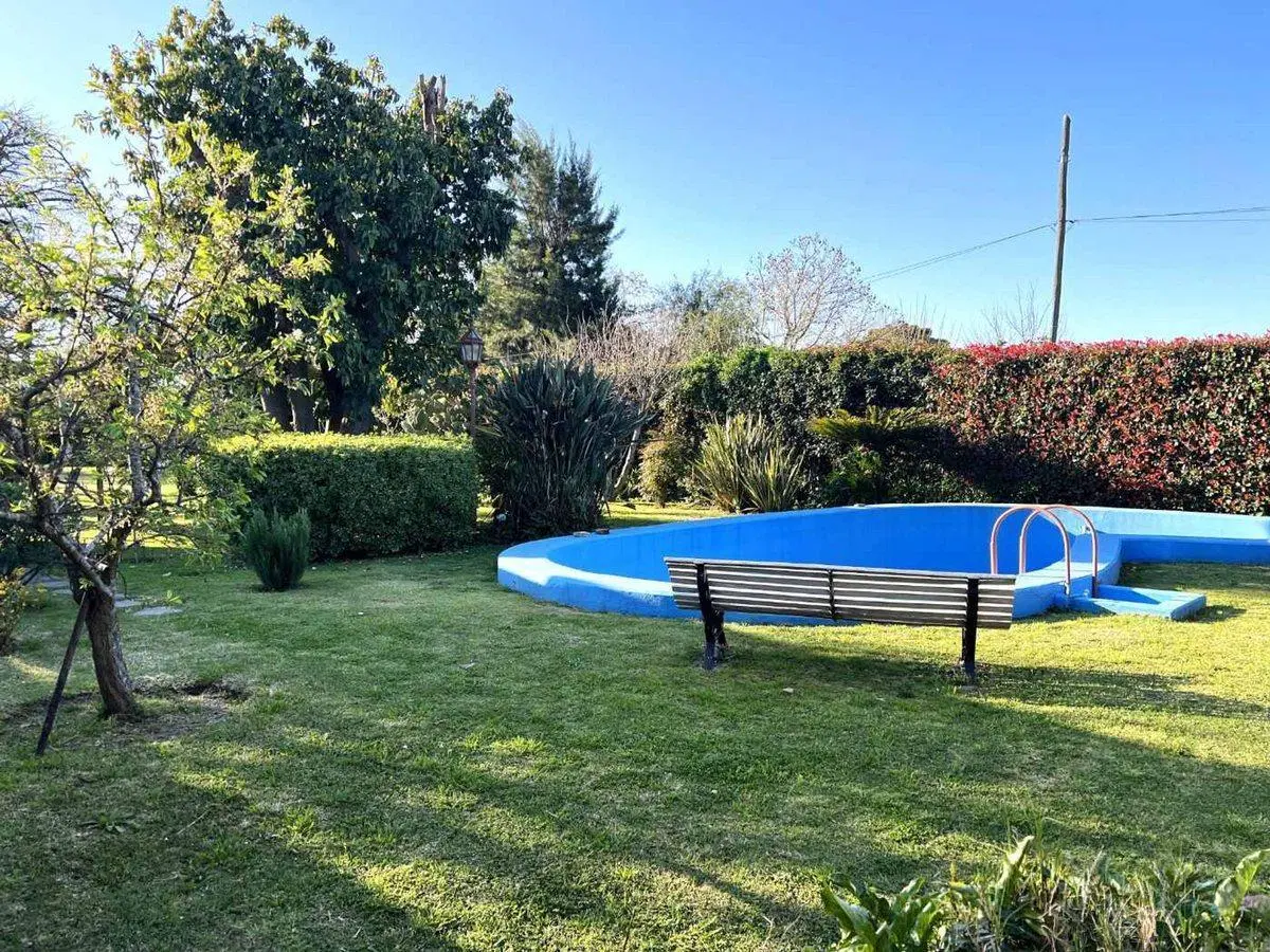 Casa 3 ambientes con pileta en venta en Platanos 3
