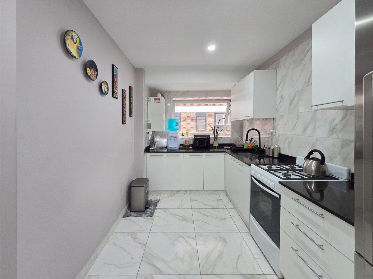 Foto de VENTA DEPTO 4 AMB LAS CAÑITAS BALCON COCHERA FIJA, imagen 3