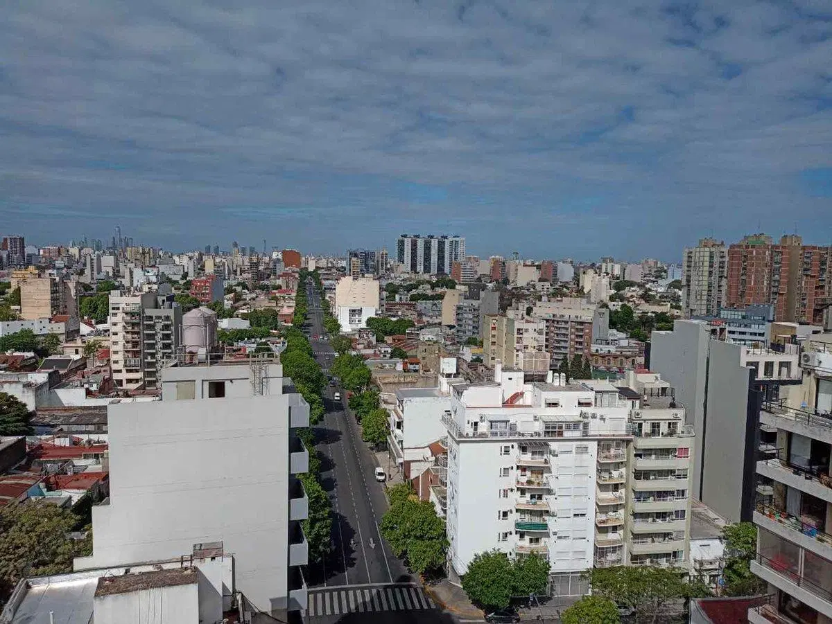 ALQUILER MONOAMBIENTE DIVISIBLE CON BALCON 5