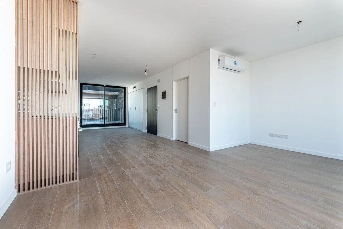 ALQUILER MONOAMBIENTE DIVISIBLE CON BALCON 5