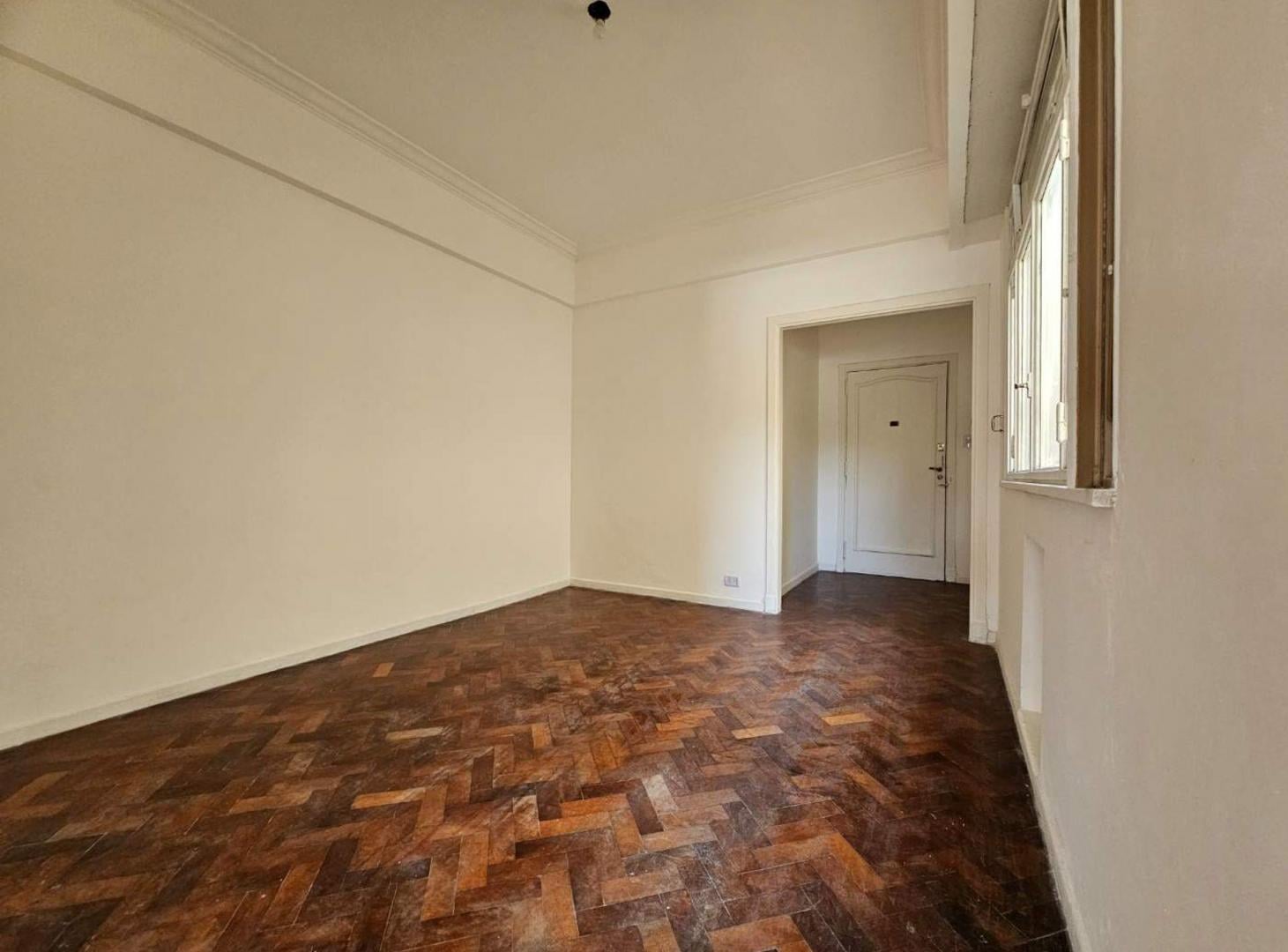 VENTA DEPARTAMENTO 3 AMBIENTES FLORES FRENTE