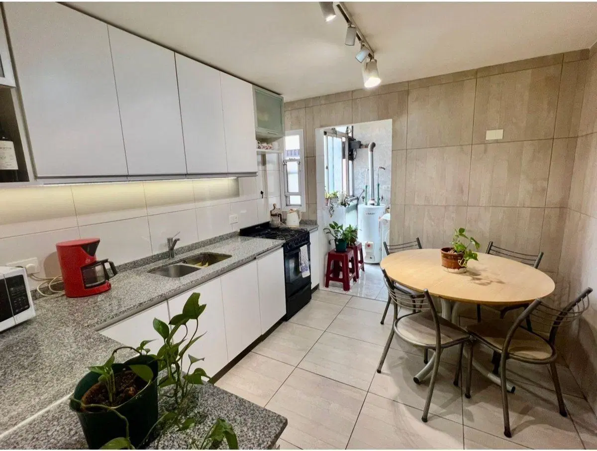 VENTA DEPTO 4 AMBIENTES CON DEPENDENCIA 3