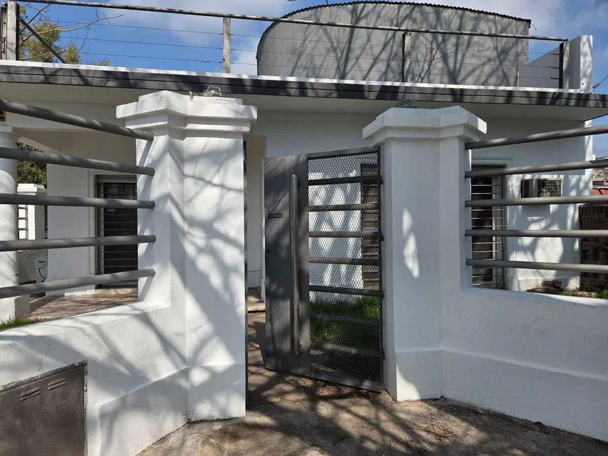VENTA CASA CON DEPARTAMENTO, DON TORCUATO 4