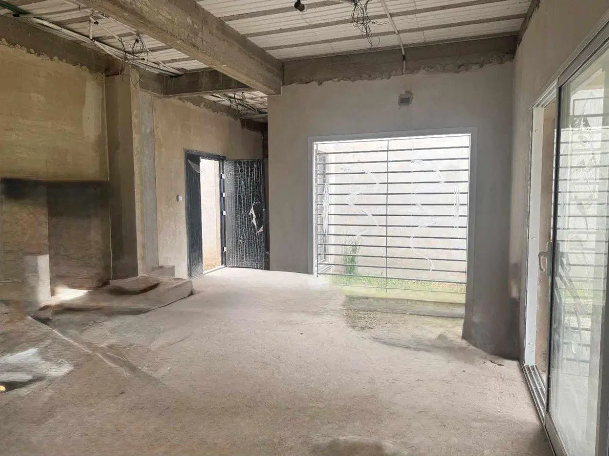 CASA 5 AMB VENTA A TERMINAR EL CAZADOR ESCOBAR 2