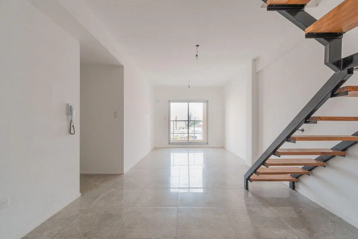 VENTA 3 AMB BALCON Y TERRAZA PROPIA CIUDADELA 3