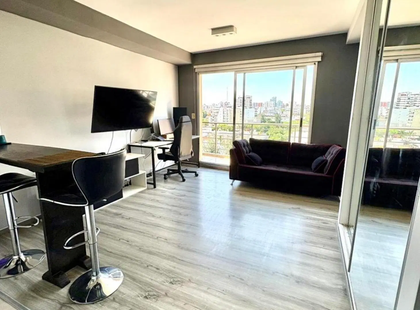 VENTA DEPARTAMENTO DOS AMBIENTES COLEGIALES BALCON 2