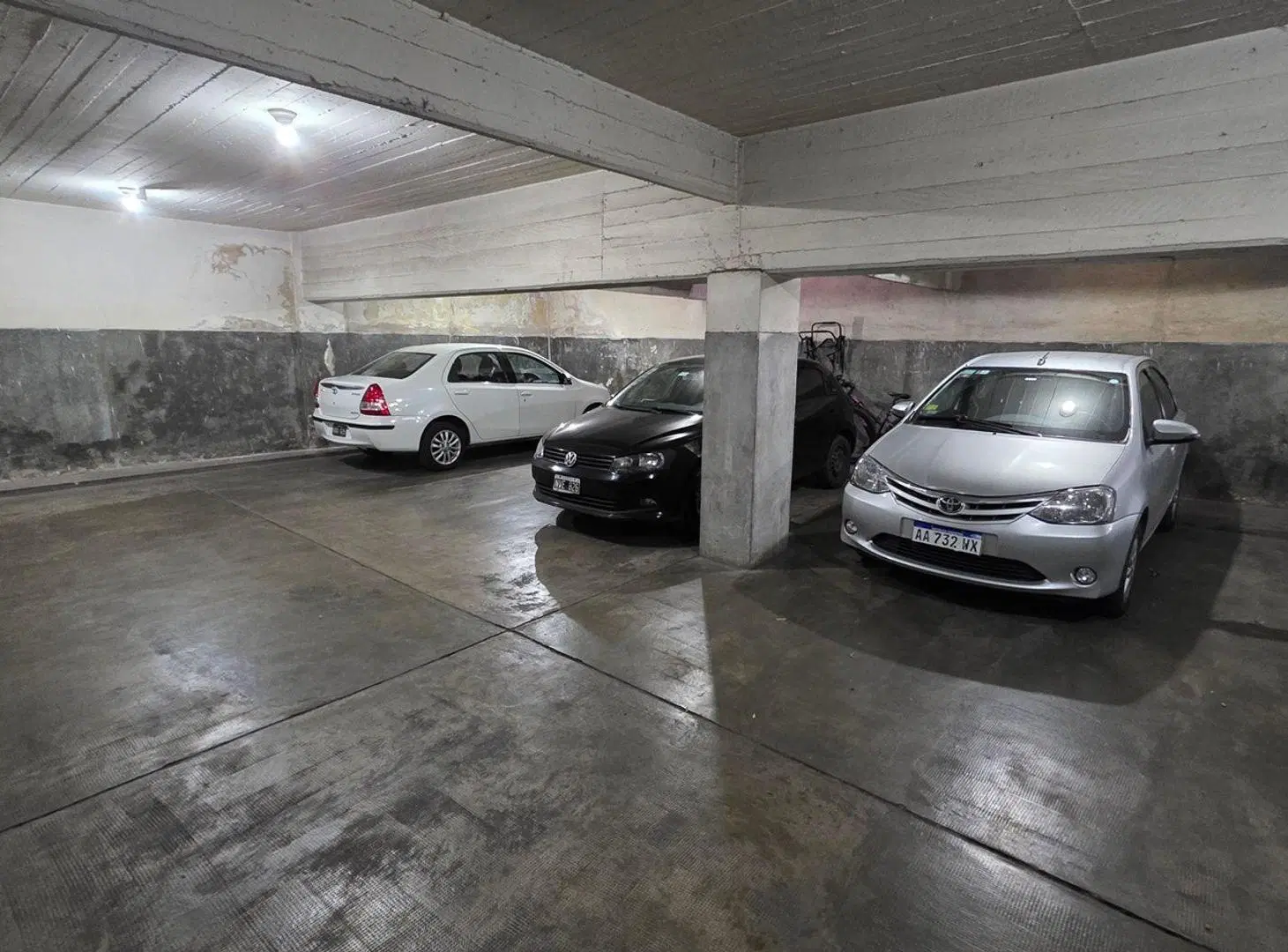 VENTA COCHERA FIJA Y CUBIERTA CHACARITA 5