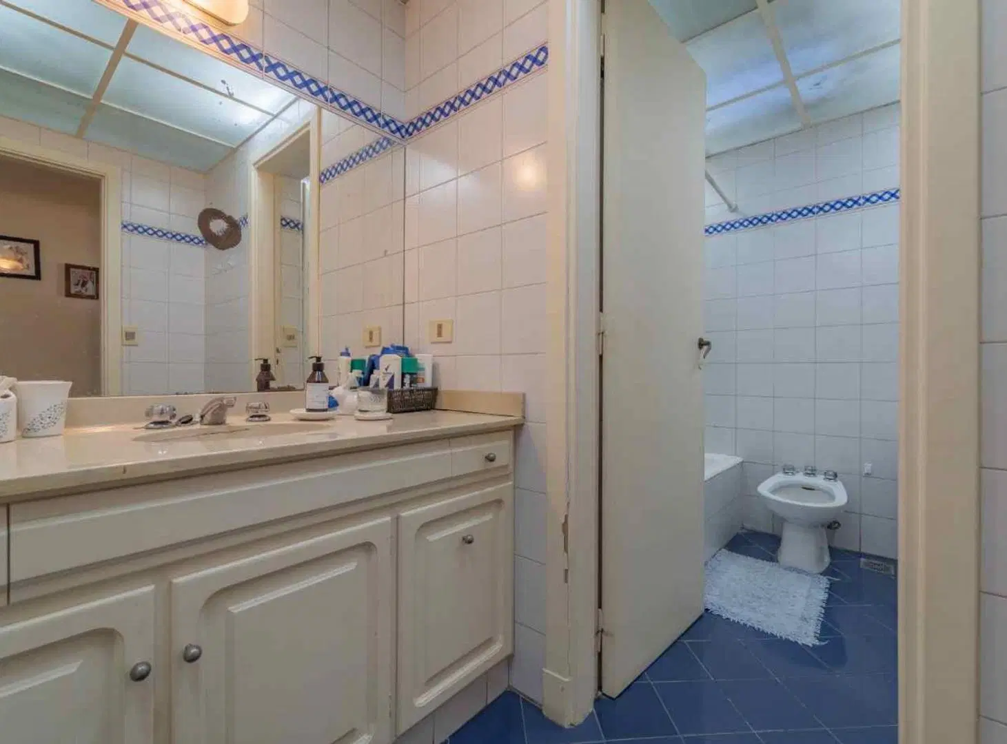 VENTA CASA 6 AMBIENTES CON JARDÍN Y PILETA OLIVOS 3