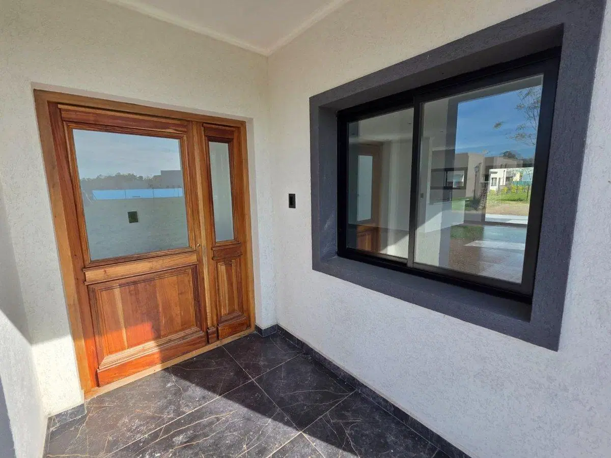 CASA 5 AMB VENTA B°SAN PABLO MUDATE YA CON EL 30% 3