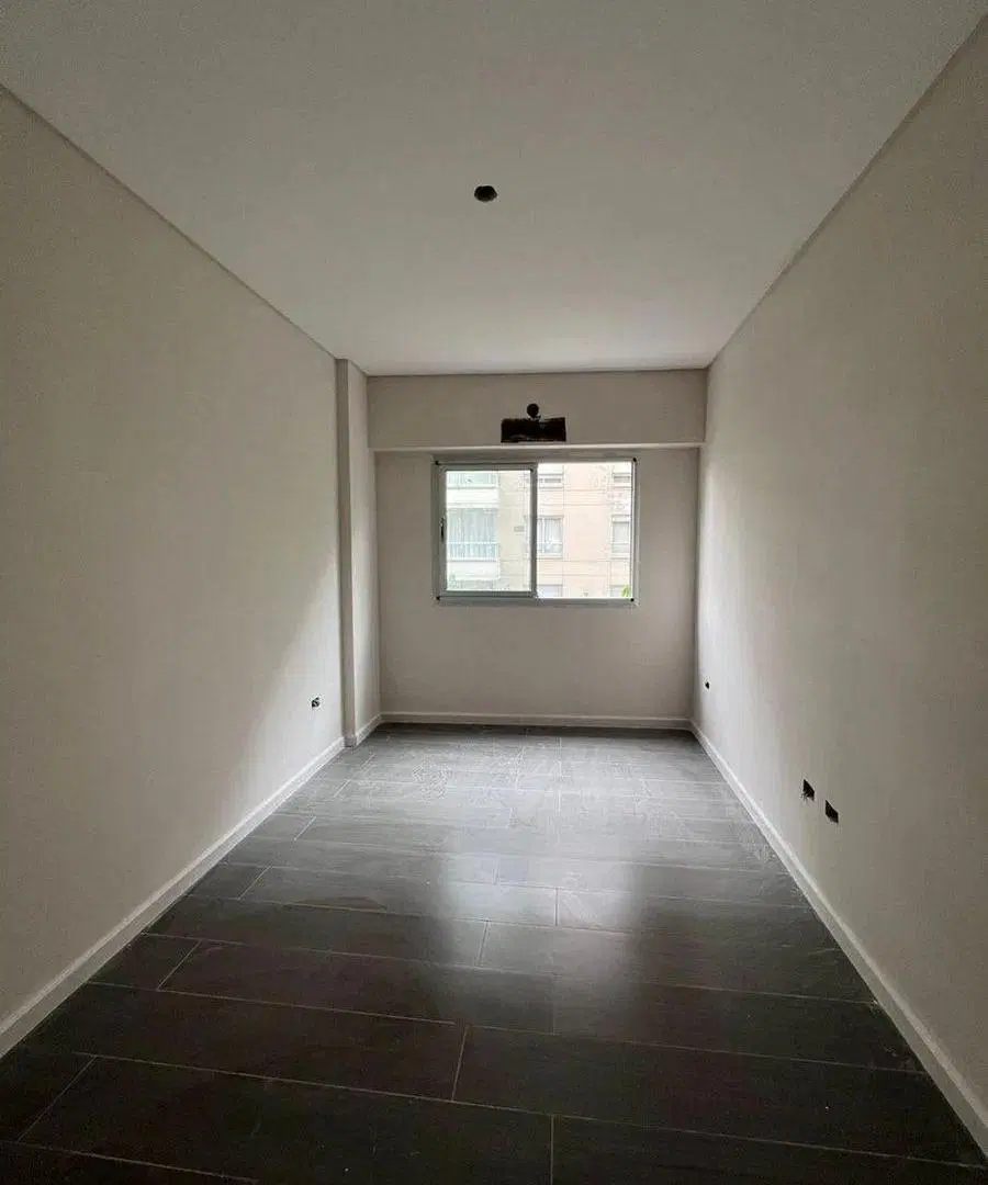 VENTA 3 AMBIENTES AL FRENTE A ESTRENAR SEMIPISO 2