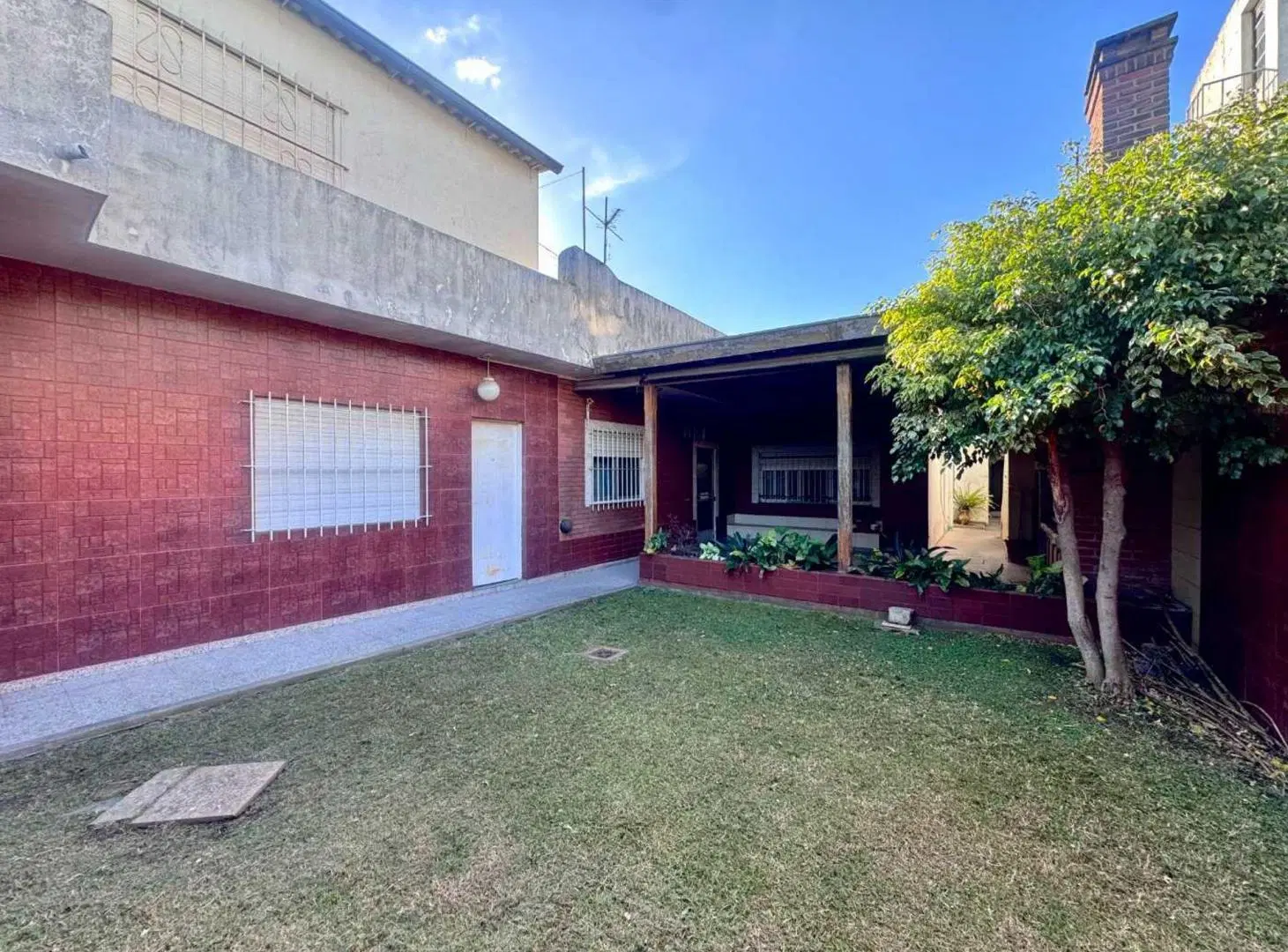 VENTA CASA 5 AMB COCHERA JARDIN VILLA TESEI 4