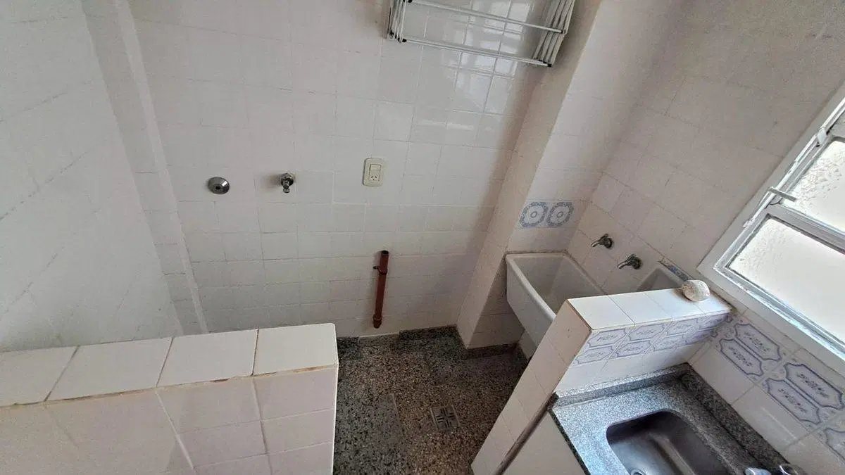 VENTA DOS AMBIENTES COCHERA LUMINOSOS OLIVOS 3