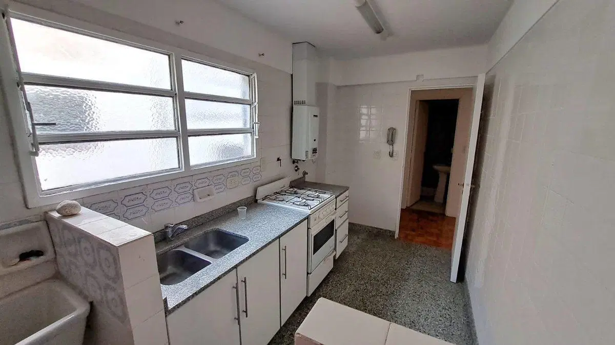 VENTA DOS AMBIENTES COCHERA LUMINOSOS OLIVOS 8