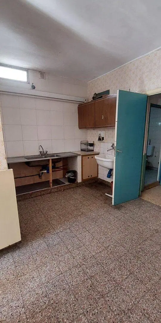 VENTA CASA USO FAMILIAR O COMERCIAL EXCELENTE ZONA 3
