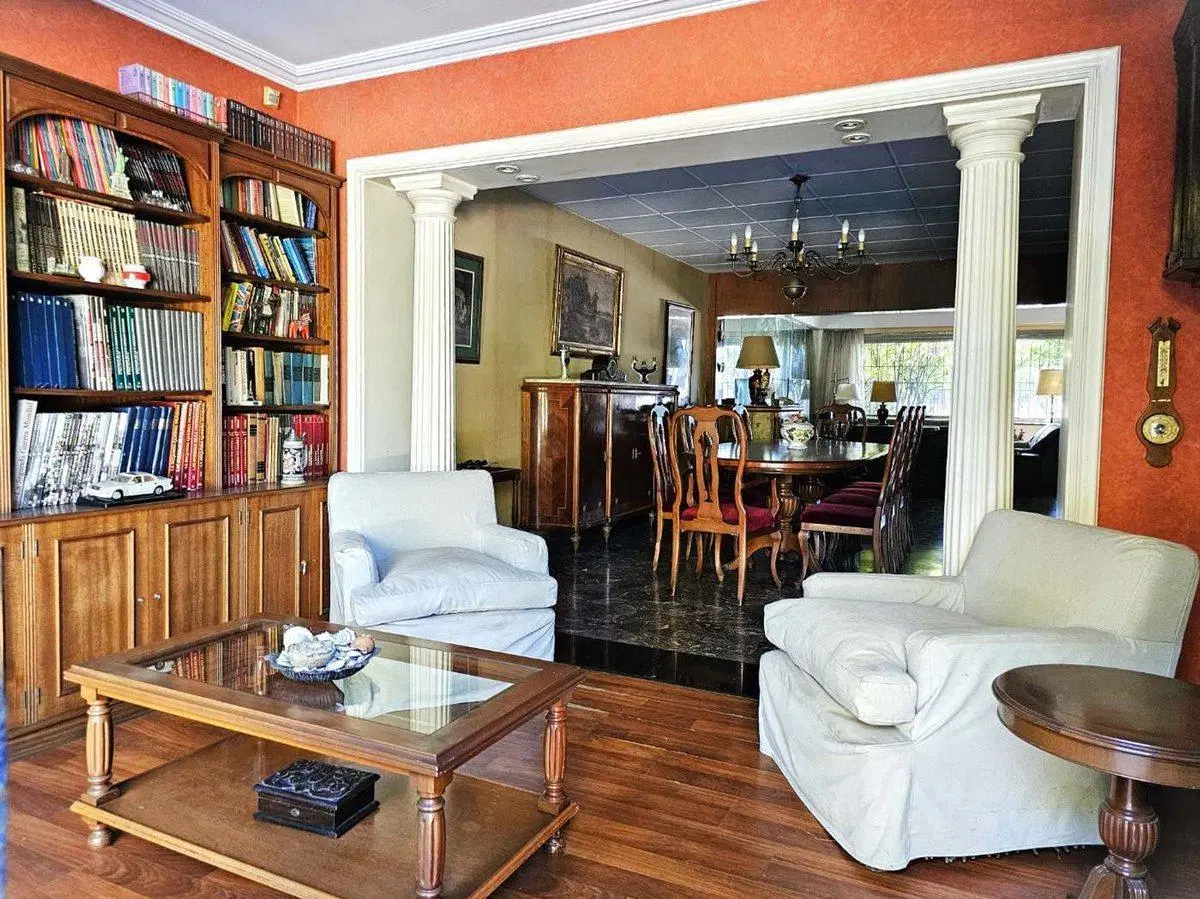 VENTA CASA 4 DORMITORIOS 2 PLANTAS SAAVEDRA PILETA 2