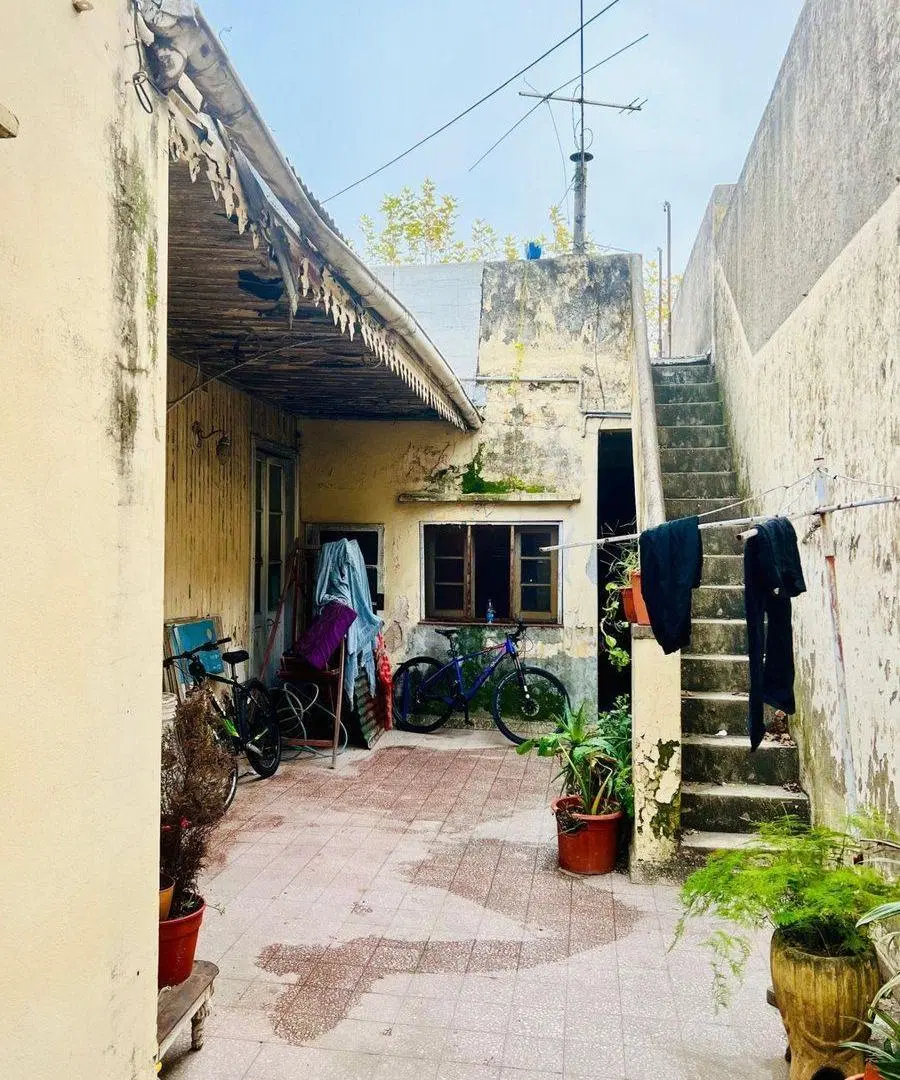 Venta Casa a Reciclar en Terreno Propio Avellaneda 3
