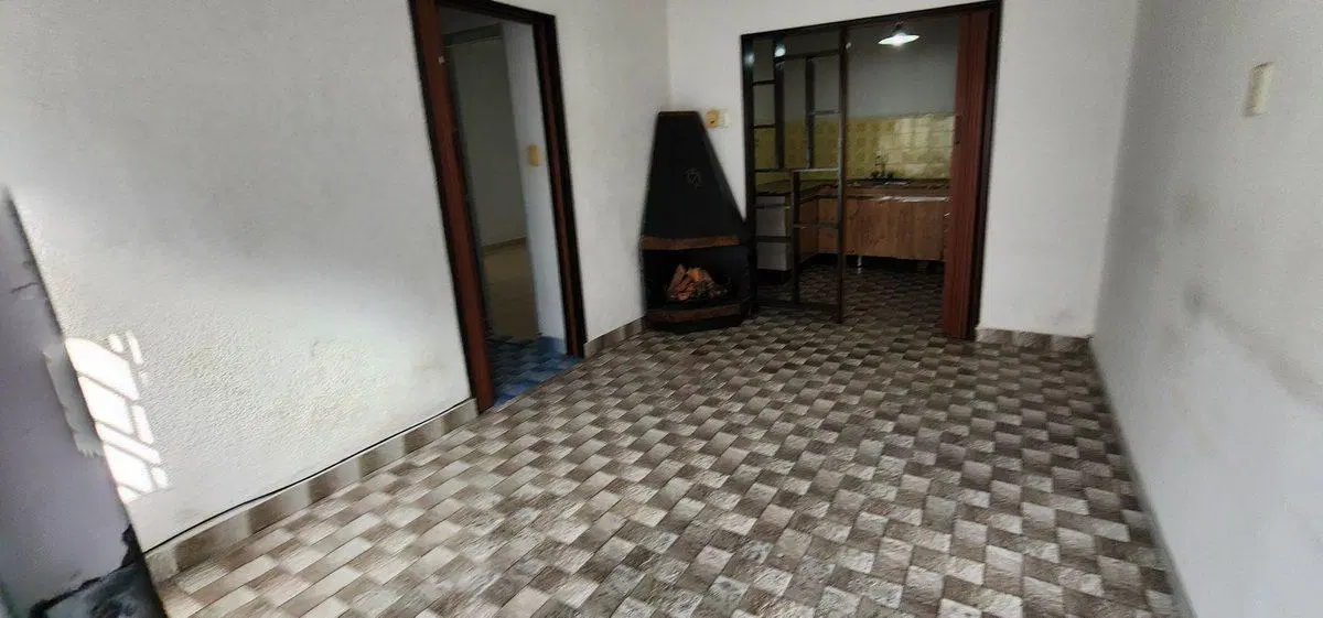 PH Venta 2 ambientes Caseros patio sin expensas 5