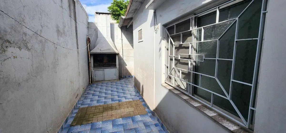 PH Venta 2 ambientes Caseros patio sin expensas 4