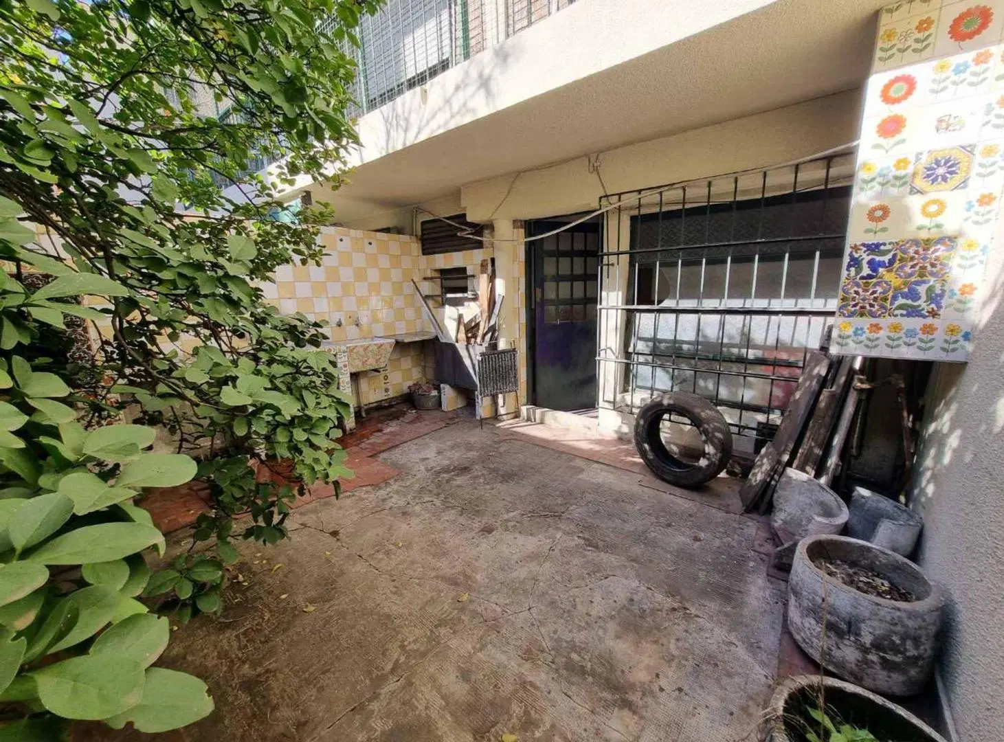 Local Comercial al frente Venta Caballito 3