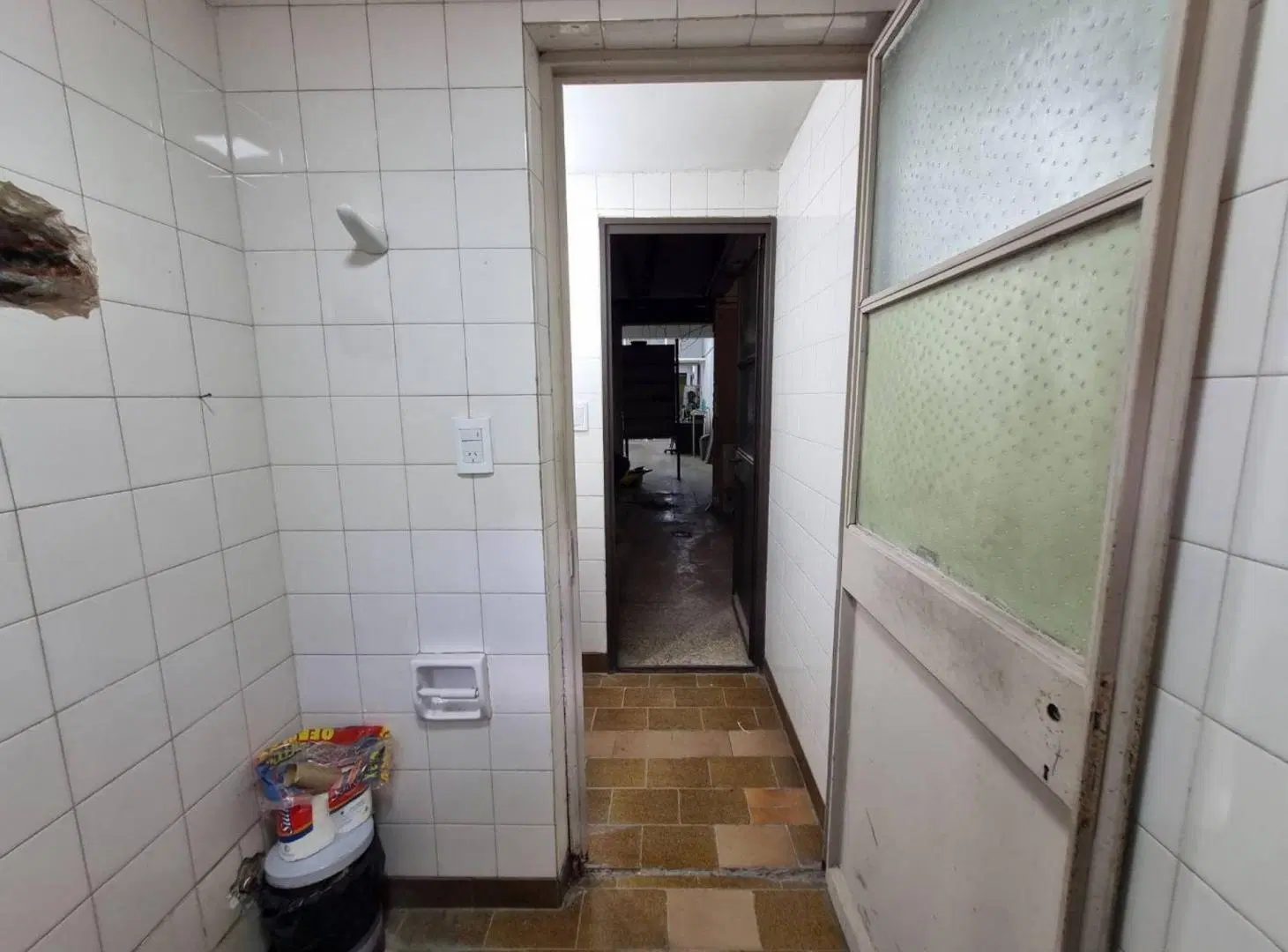 Local Comercial al frente Venta Caballito 8