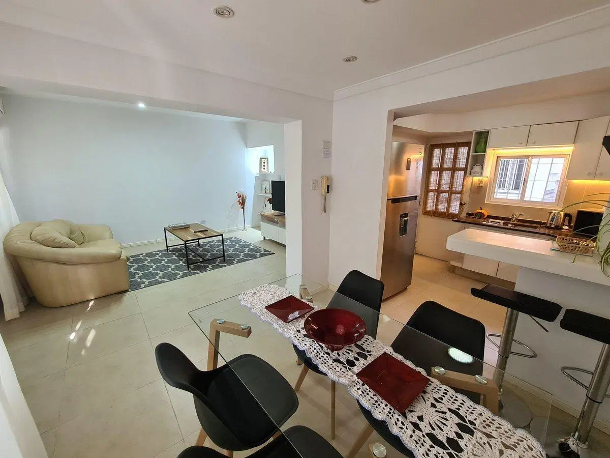 CASA 5 AMB EN VENTA PARQUE CHAS PATIO Y TERRAZA 3