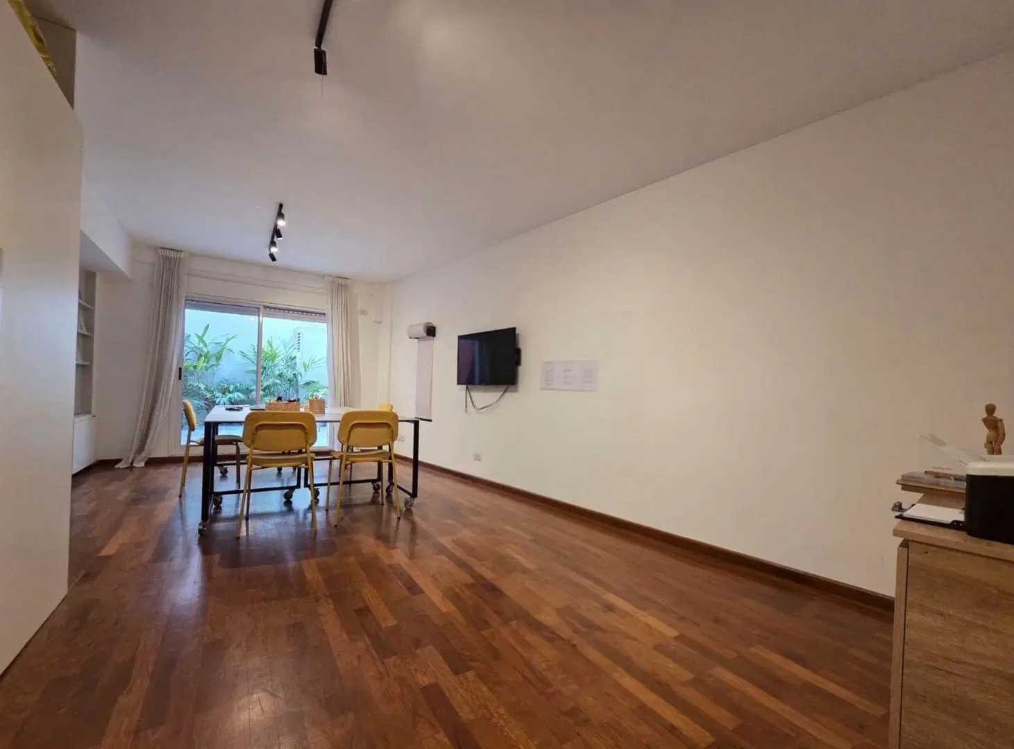Venta Núñez  monoambiente con Patio Ap Credito 3
