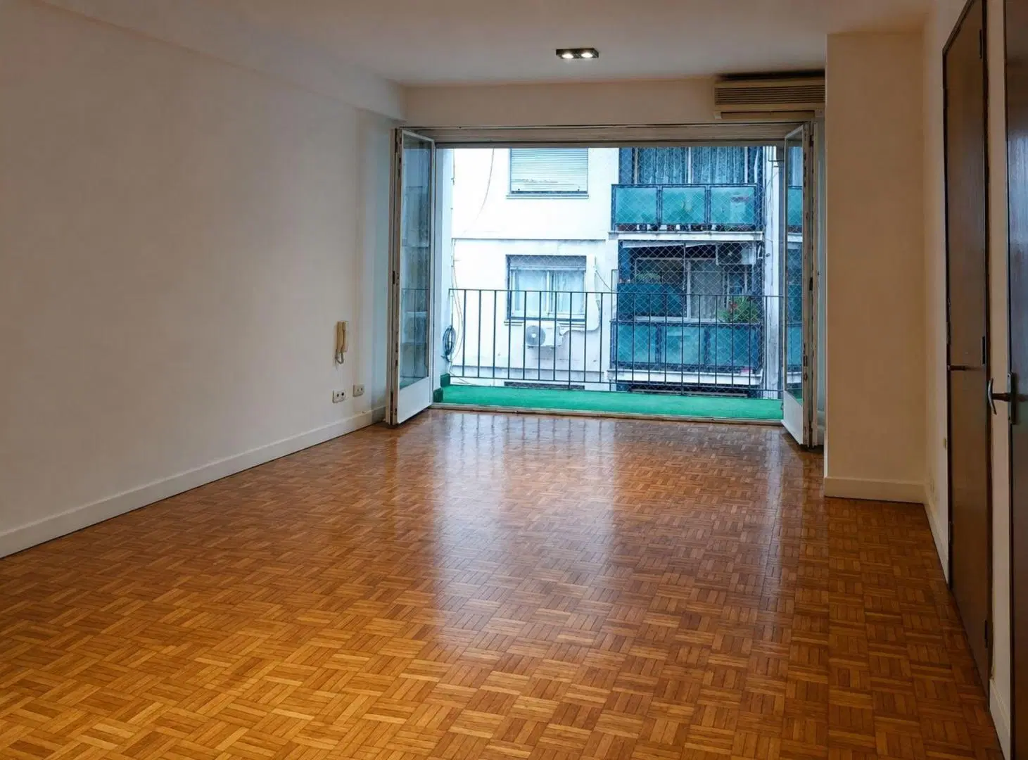 Depto Monoambiente Alquiler Retiro Balcon 2