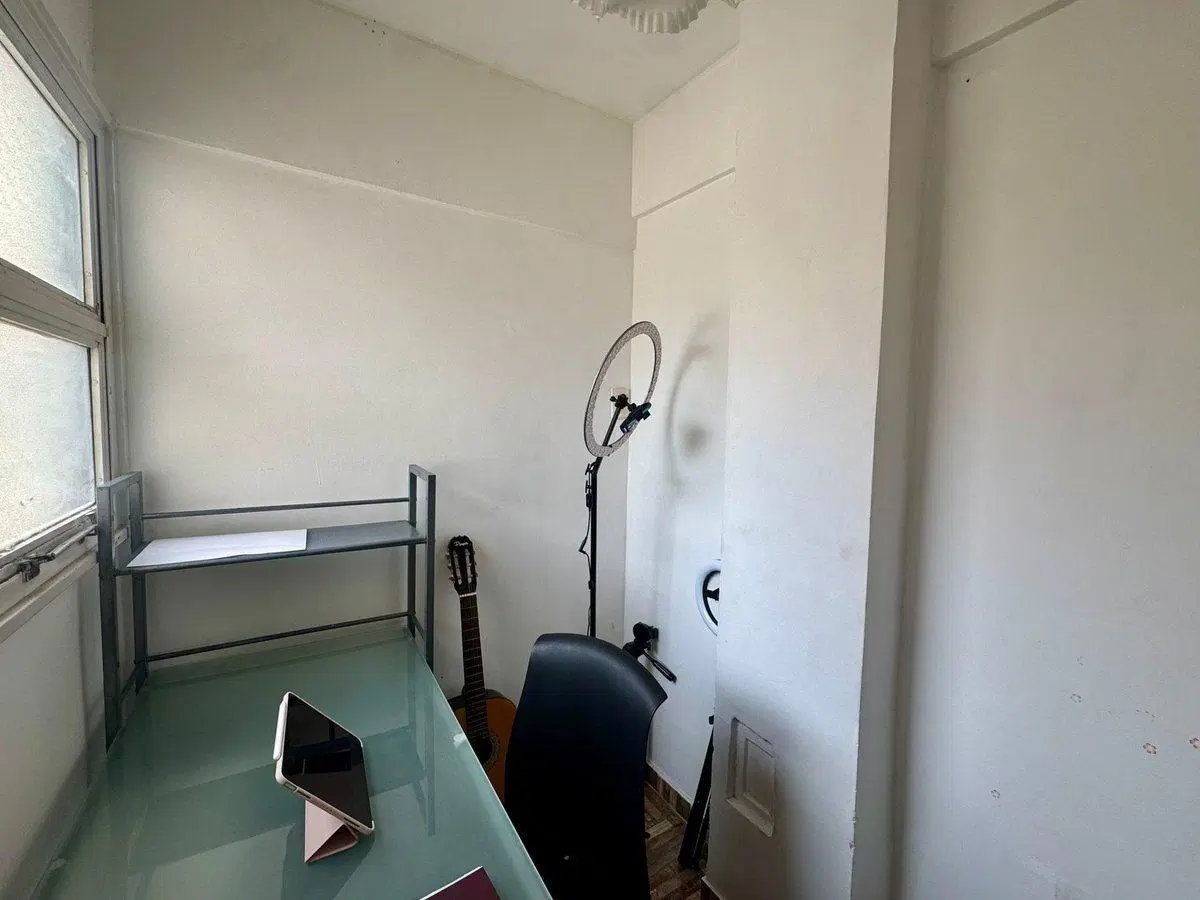 VENTA DEPTO 2 AMBIENTES Y MEDIO CON BALCON TERRAZA 8
