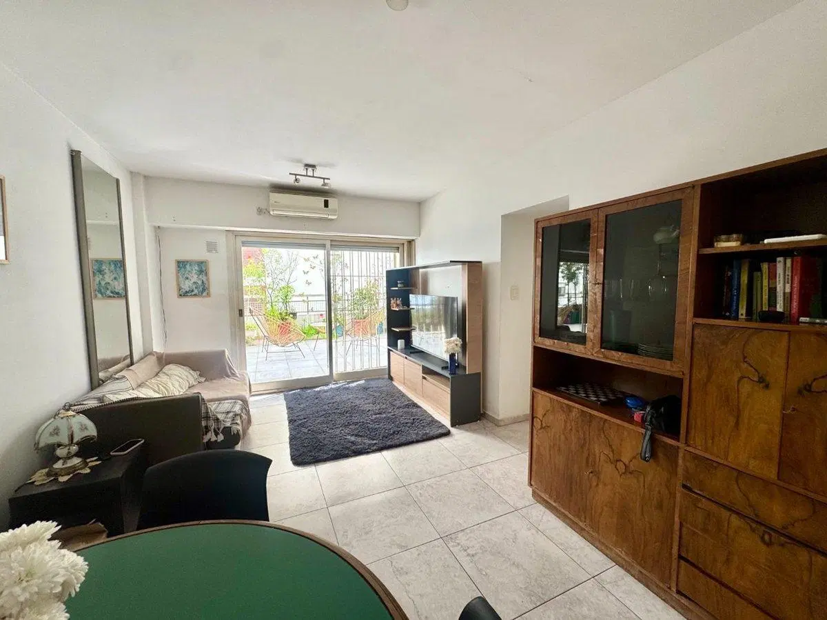 VENTA DEPTO 2 AMBIENTES Y MEDIO CON BALCON TERRAZA 2