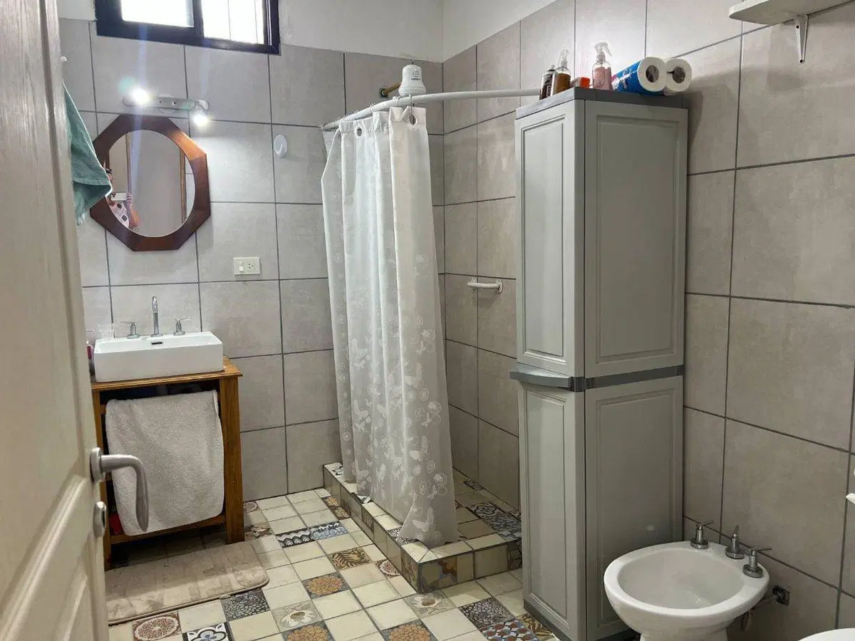 Casa PH venta 4 amb Brandsen con cochera y jardín 3
