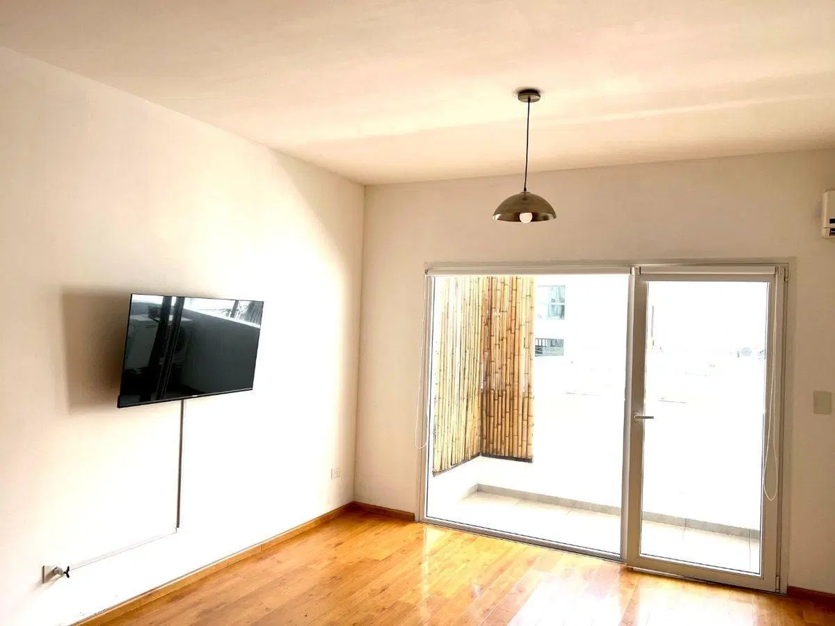 ALQUILER MONOAMBIENE C/ BALCON BALVANERA 8