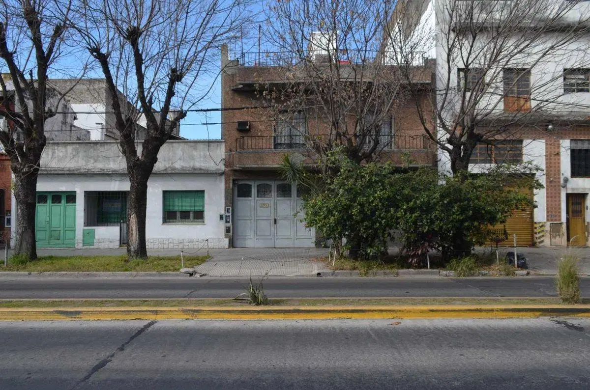 VENTA LOCAL COMERCIAL CIUDADELA CORONEL PERIN 8